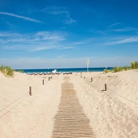 Nahe Der Ostsee 度假居 巴特多布兰